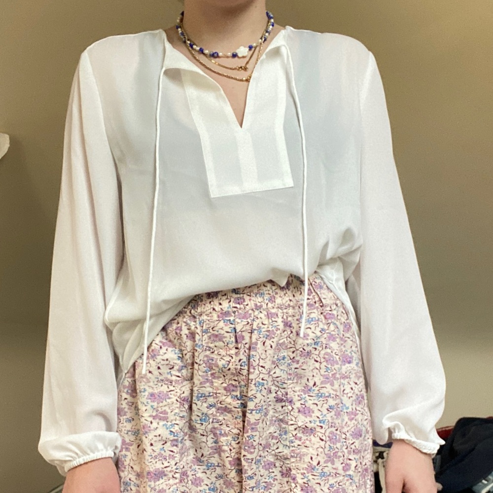 White long sleeve blouse shirt size xs